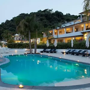 Hotel Mea - Aeolian Charme ****